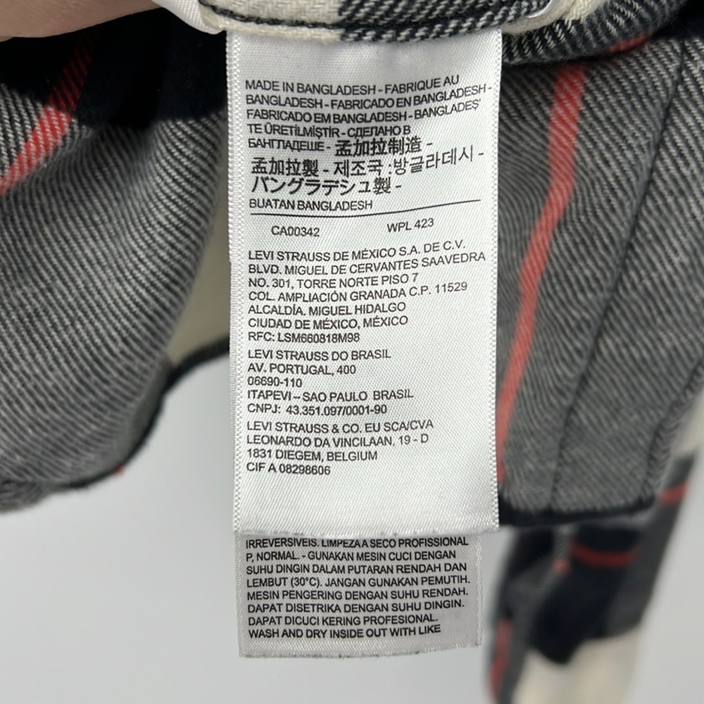 Levi’s Euc Men’s Button Down Flannel Large Standa… - image 5
